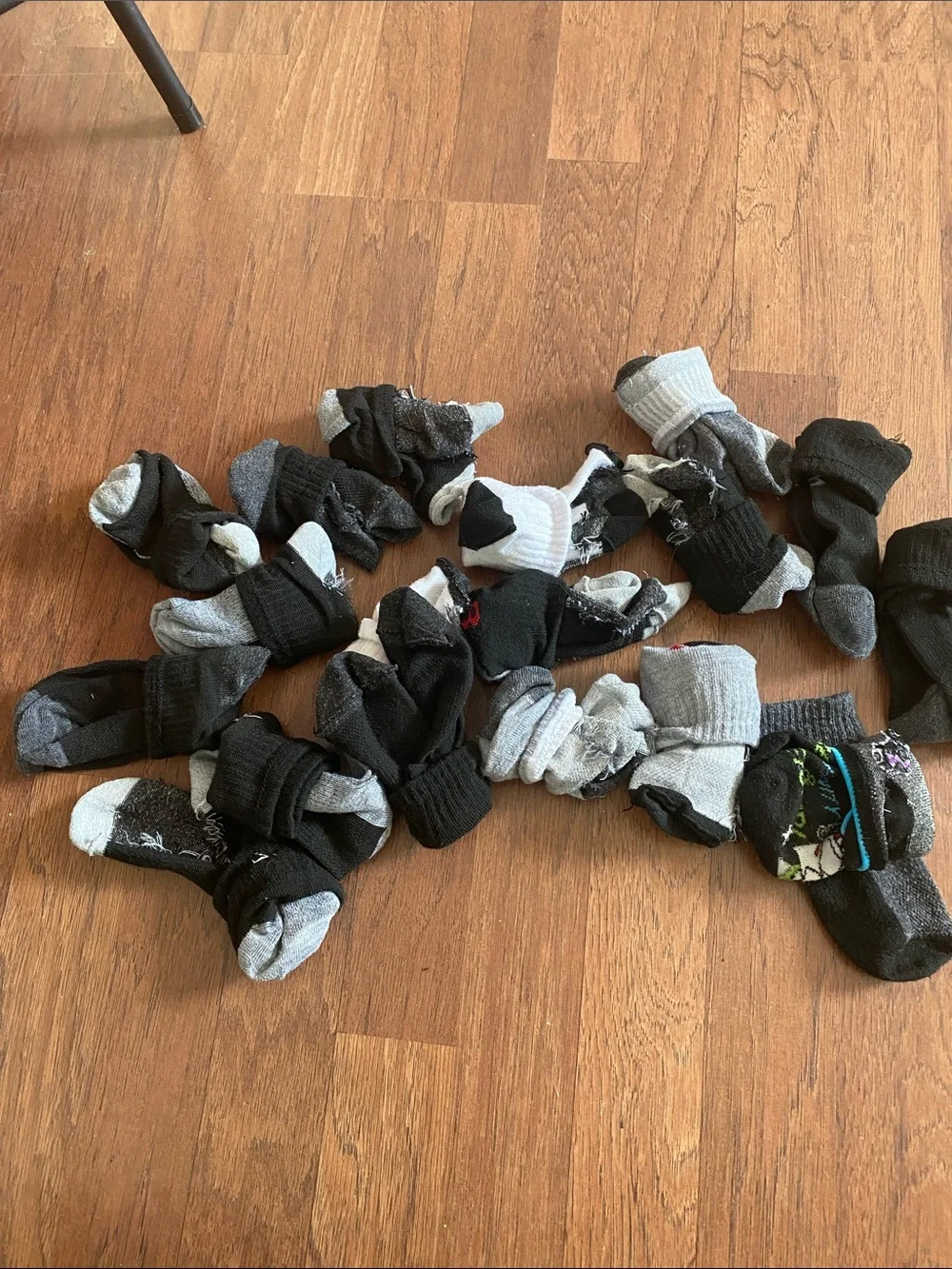 18 pairs Kids Low-Cut Everyday Socks - Black & Gray
